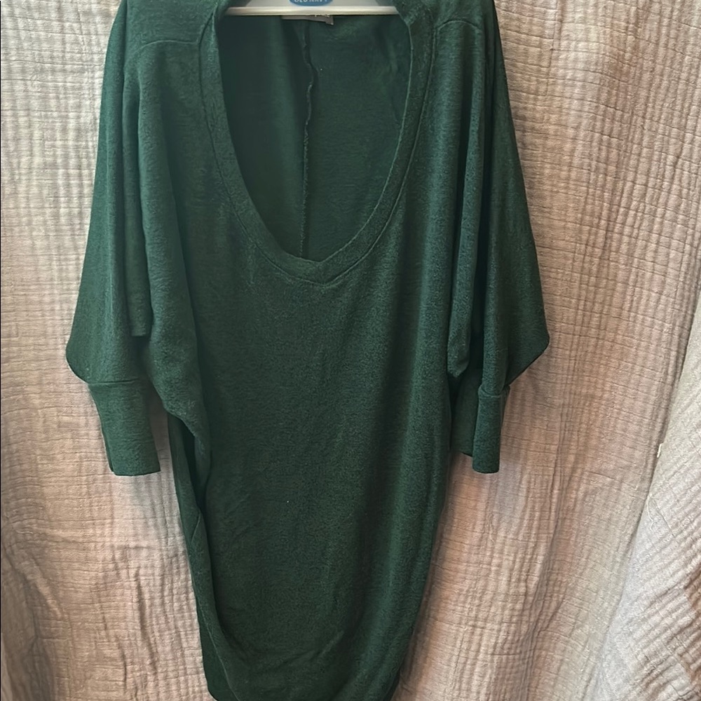 Market & Spruce Green Scoop Neck Sweater with Batwing Sleeves